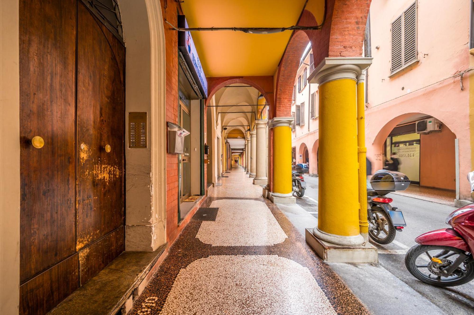 Broccaindosso Wood Apartments 5* Bologna Esterno foto